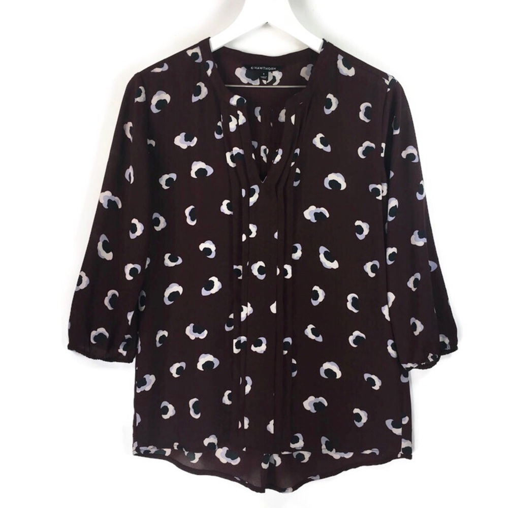 41 Hawthorne pleated split neck floral print blouse size: small